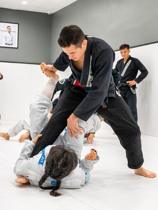 about the instructor img about the instructor img